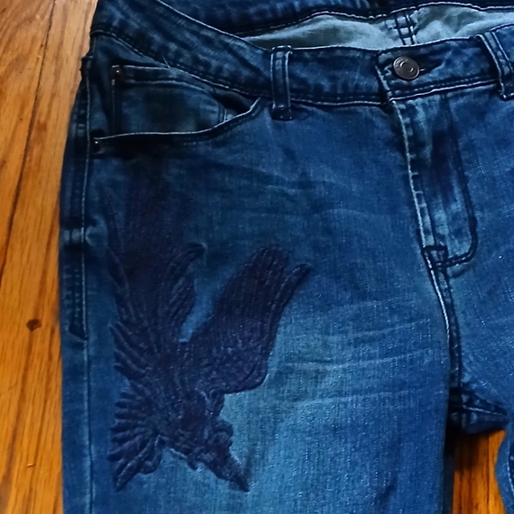 Kensie Jeans - Women's Denim Stretch Skinny Style Embroidered Jeans. Size 6/28 - Picture 5 of 9